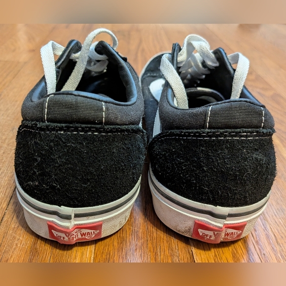 Men's Black and White Vans Sneakers - Picture 5 of 5